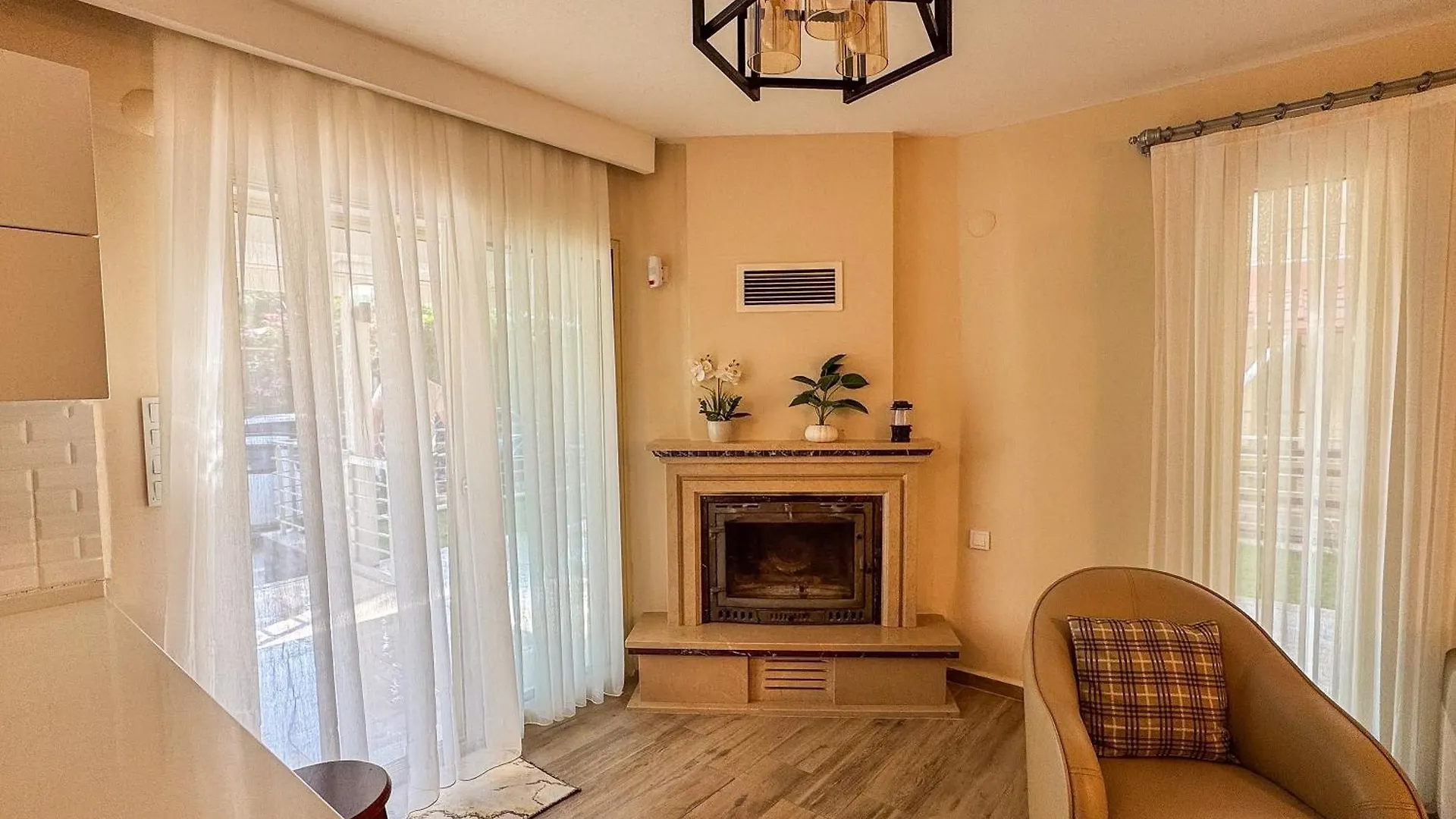 Villa Kumsal Kuşadası 0*,